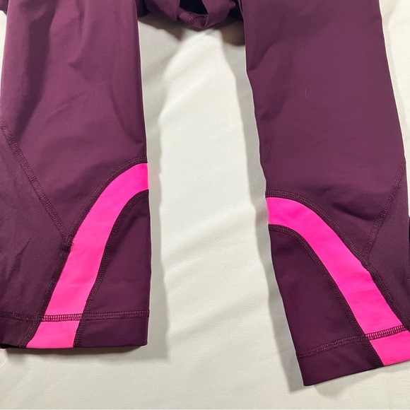 Lululemon Run Inspire Crop II Plum Pow Stripe Raspberry Glo Light Hyper Stripe 6 - Picture 5 of 10